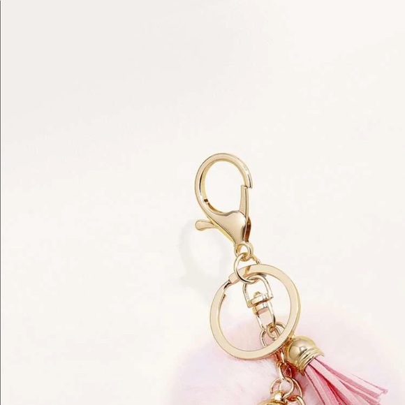 Brand new heart keychain - Picture 3 of 3